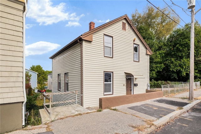 view of front of house