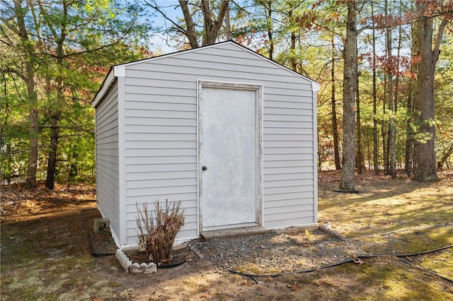 view of outbuilding