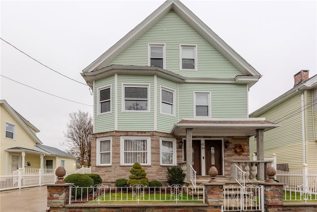 view of front of house