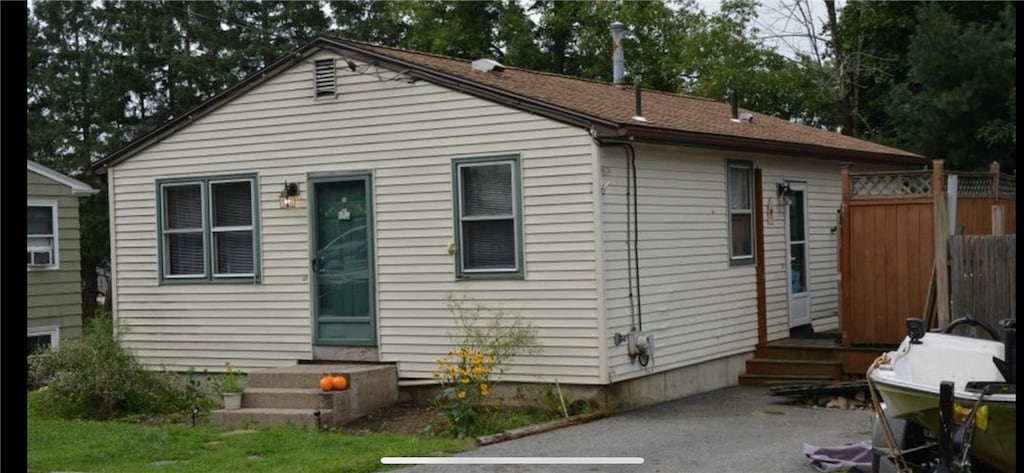 3 Quail St, Cumberland, RI 02864 - back of house