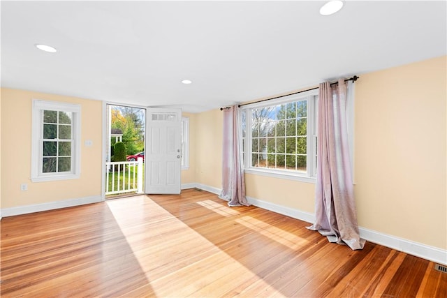 empty room featuring light hardwood / wood-style flooring