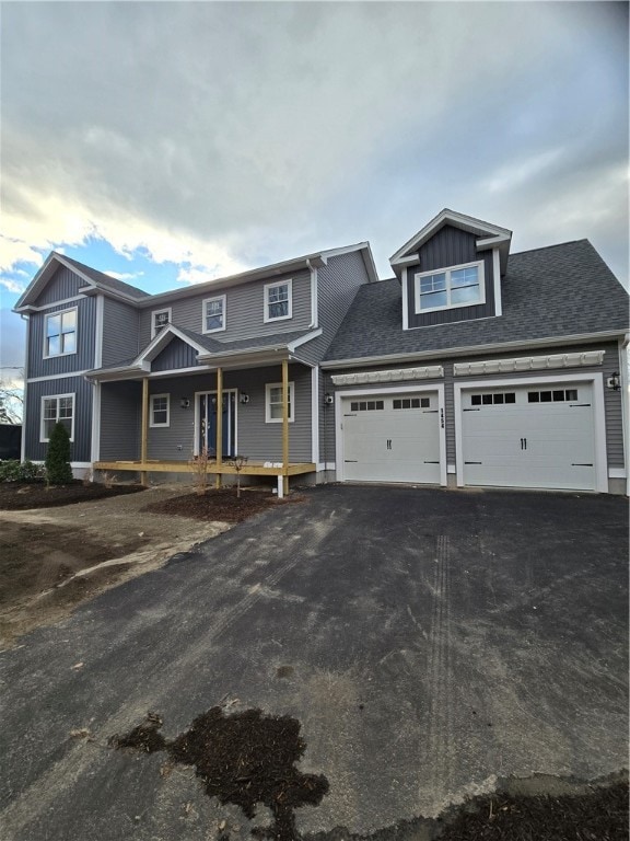 view of front of home featuring covered porch