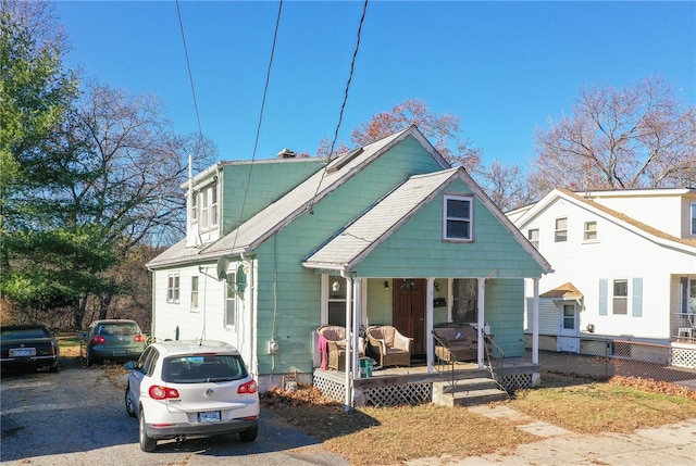 bungalow-style house featuring covered porch