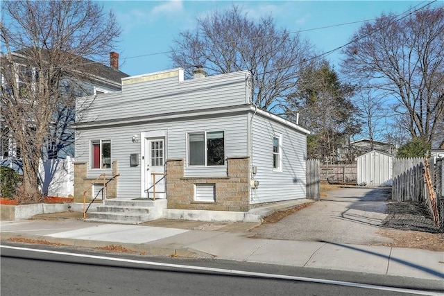 view of front of property