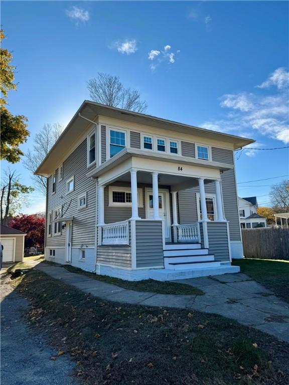 view of front of house with covered porch