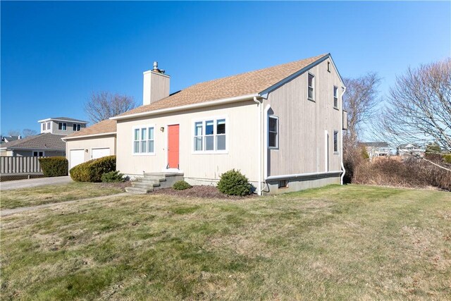 view of front of house with a front yard