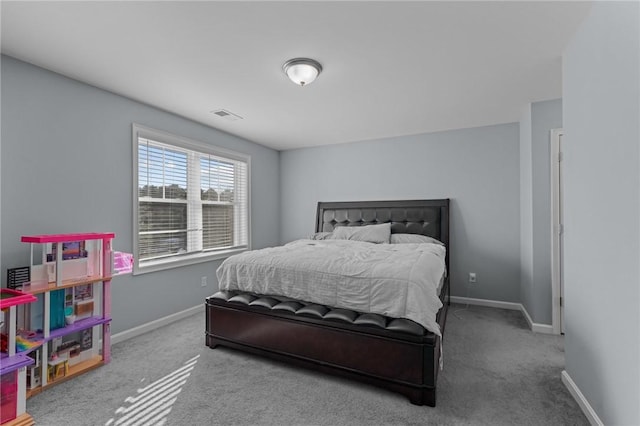 bedroom with carpet flooring