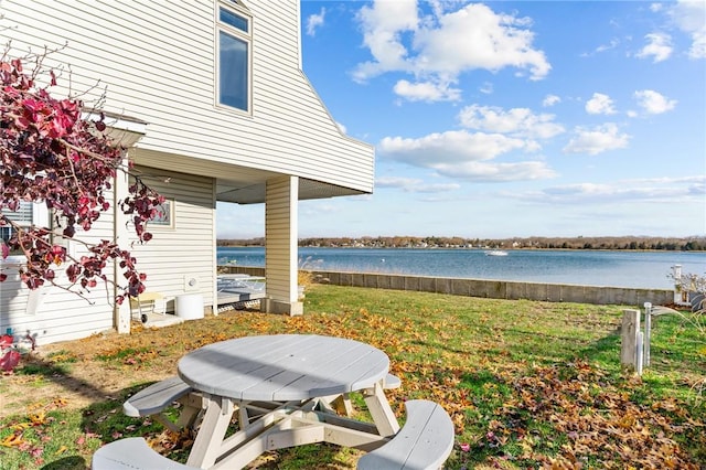 view of yard with a water view