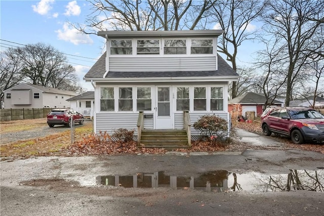 view of front of property