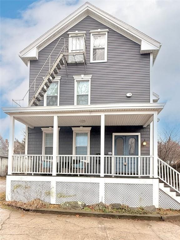 view of front of house featuring covered porch