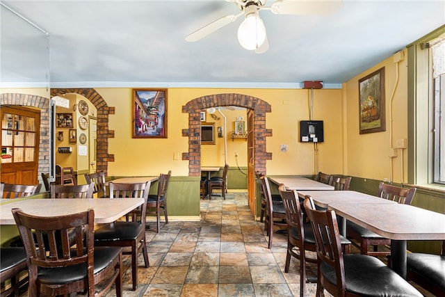 dining room with ceiling fan