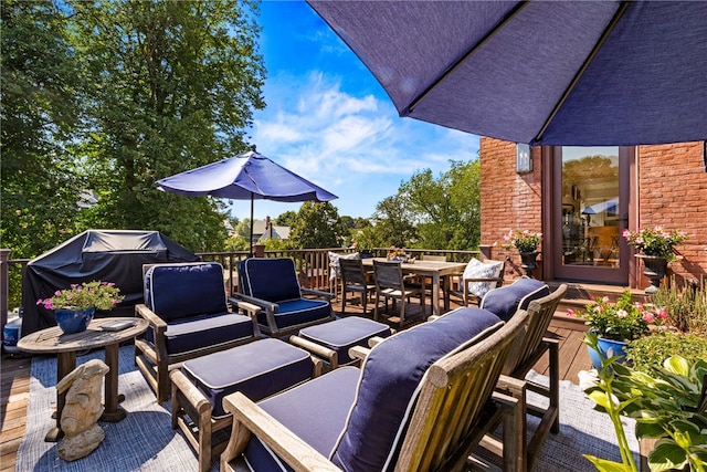 view of patio / terrace with an outdoor hangout area