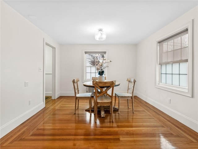 dining area featuring a healthy amount of sunlight