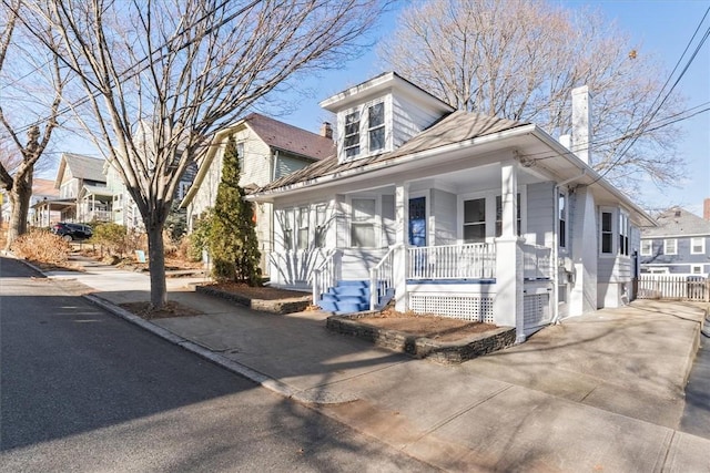 bungalow-style house featuring covered porch