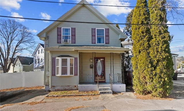 view of front of property