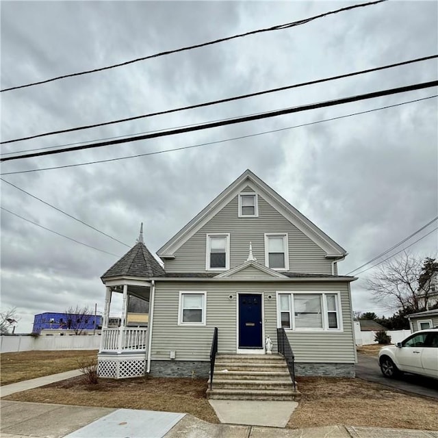 view of front of home featuring a porch