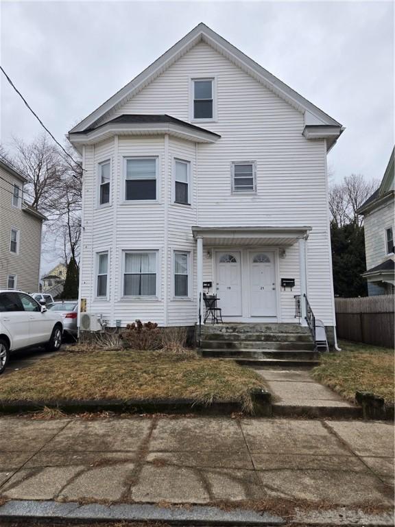 view of front of house with covered porch