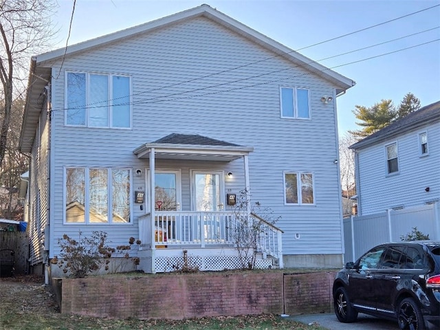 view of front of property