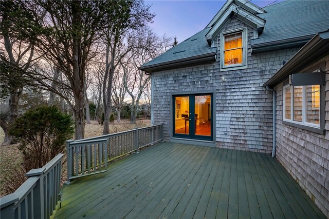 view of deck at dusk