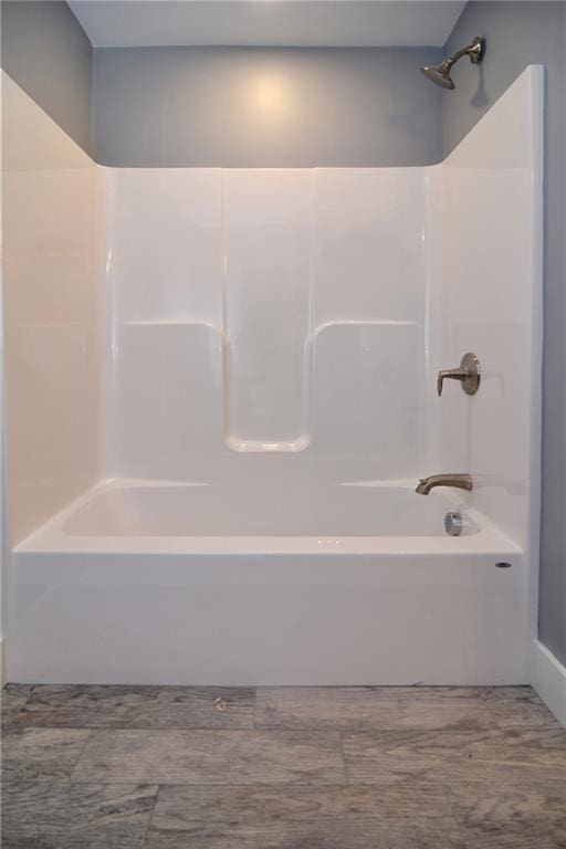 bathroom featuring shower / tub combination