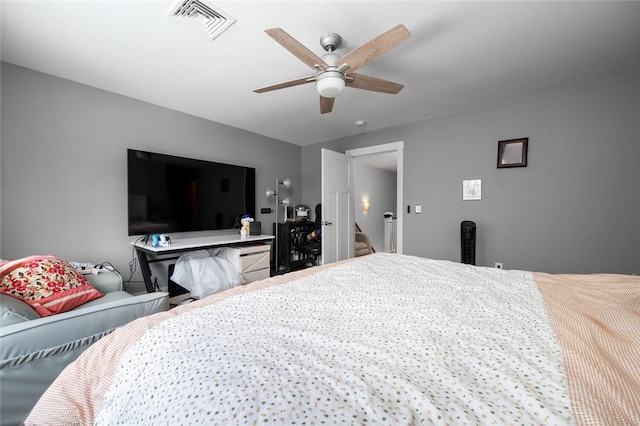 bedroom featuring ceiling fan