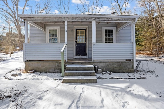 bungalow-style home featuring covered porch