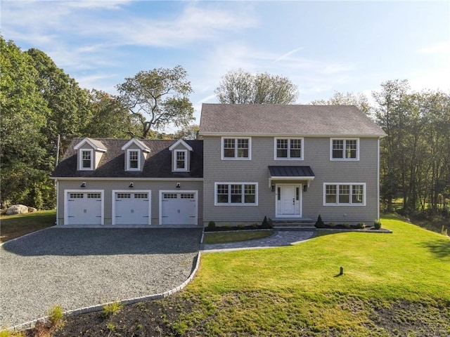 view of front of property with a front lawn