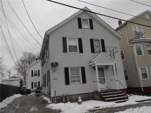 view of front of house