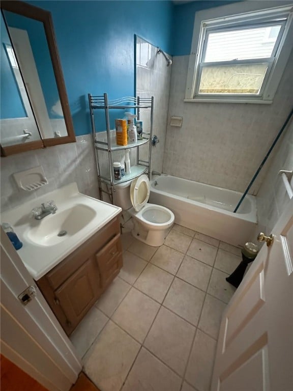 133 Byfield St, Providence, RI 02905