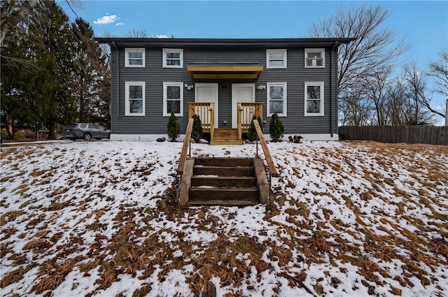 view of front of house