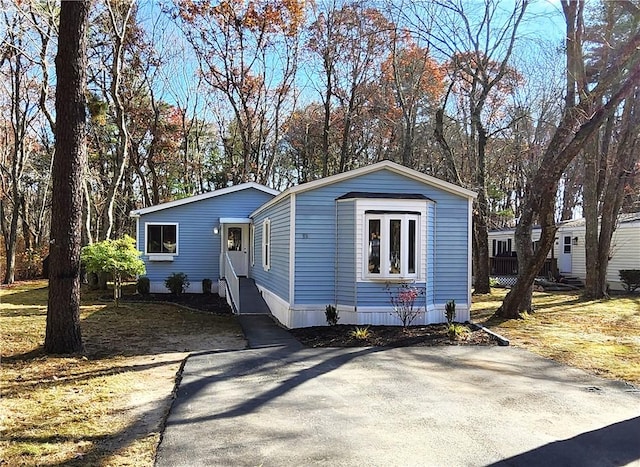 view of manufactured / mobile home