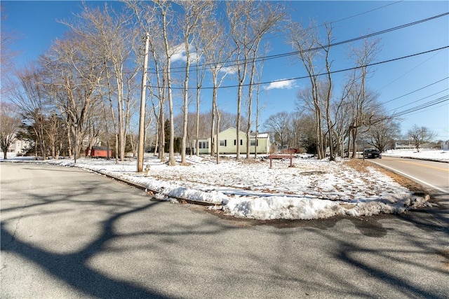 192 Schoolhouse Rd, Warren RI, 02885 land for sale