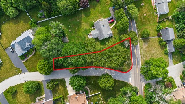 192 Schoolhouse Rd, Warren, RI 02885