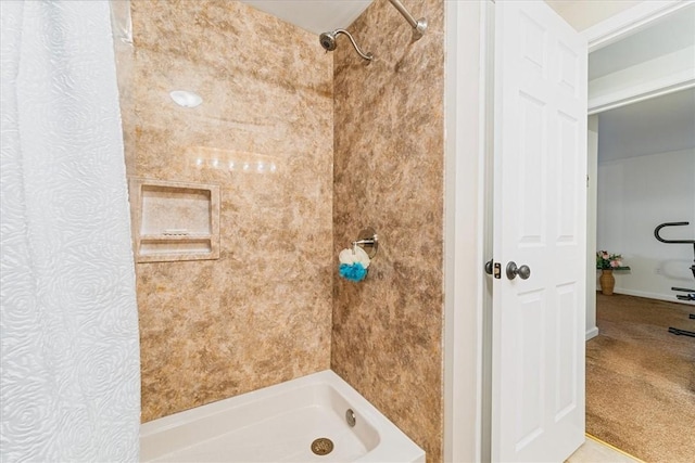 full bathroom featuring a shower