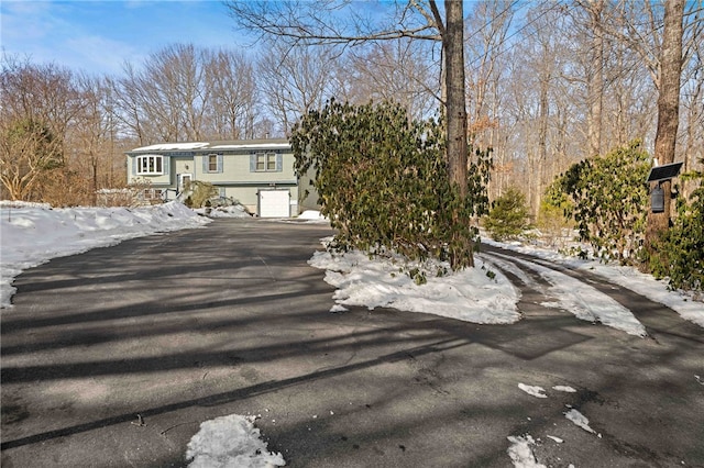 exterior space featuring driveway