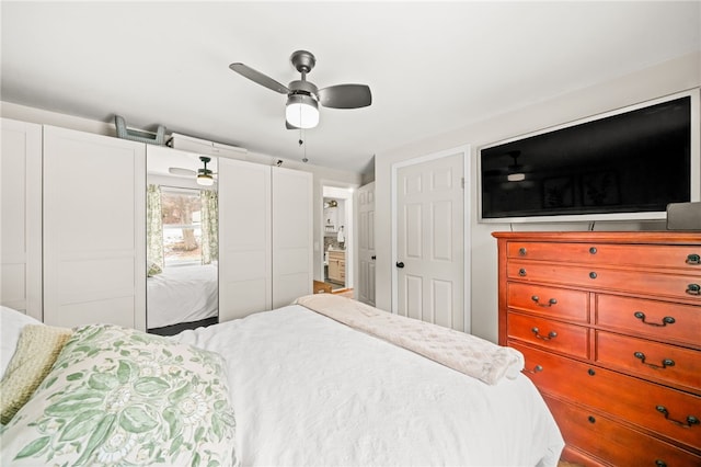 bedroom featuring a ceiling fan