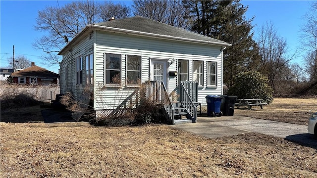 view of front of property