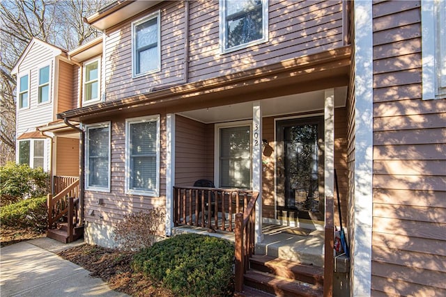 entrance to property with covered porch