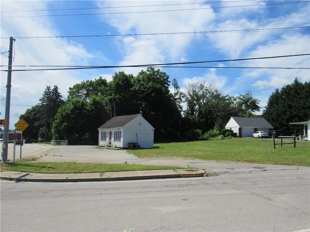 Listing photo 2 for 1296 Atwood Ave, Johnston RI 02919