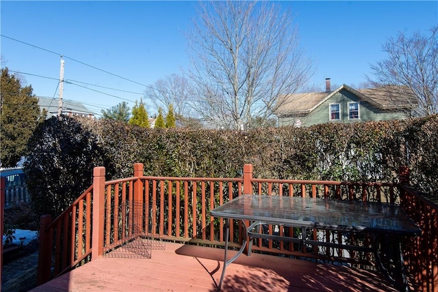 deck featuring outdoor dining space