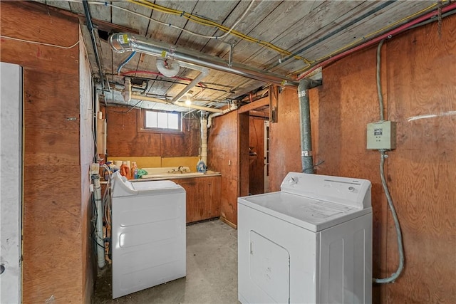 laundry area with laundry area and washer and dryer