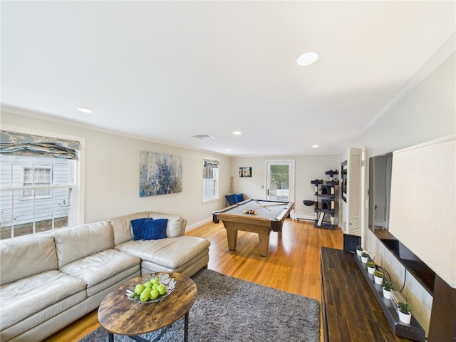 rec room featuring billiards, baseboards, light wood finished floors, recessed lighting, and crown molding