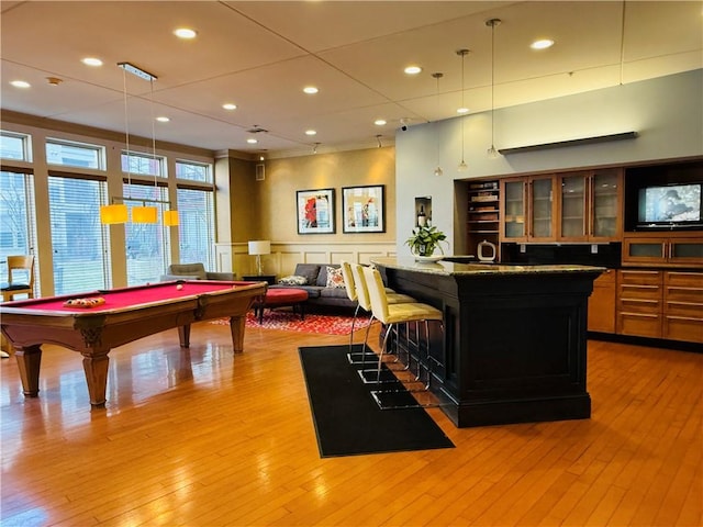 rec room with recessed lighting, light wood-type flooring, and billiards