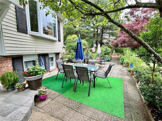 view of patio / terrace with outdoor dining space