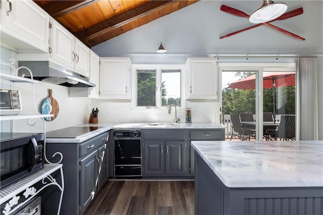 kitchen featuring a sink, gray cabinetry, black appliances, wood ceiling, and under cabinet range hood