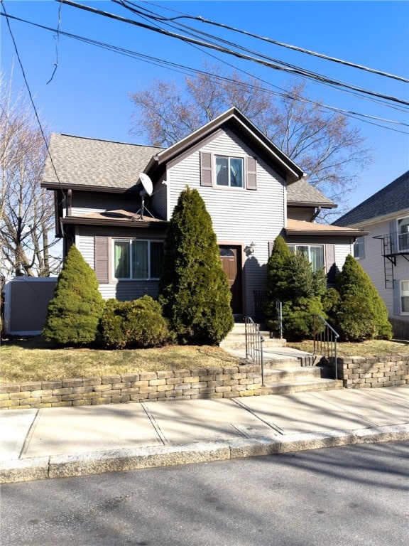 view of front of property