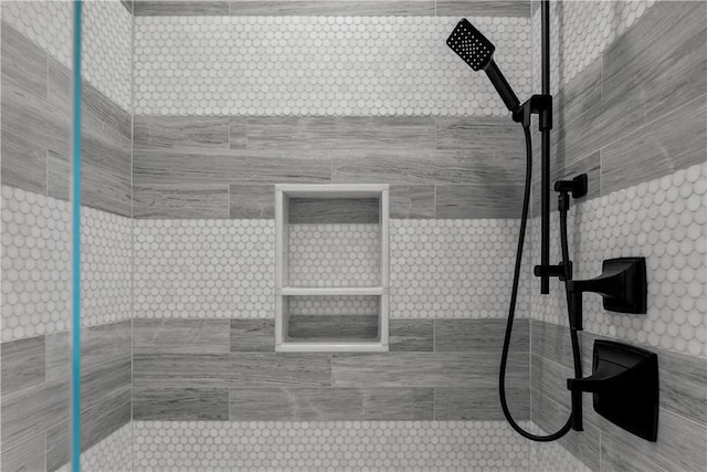 50 Kenyon Ave, East Greenwich, RI 02818 - interior details featuring a tile shower