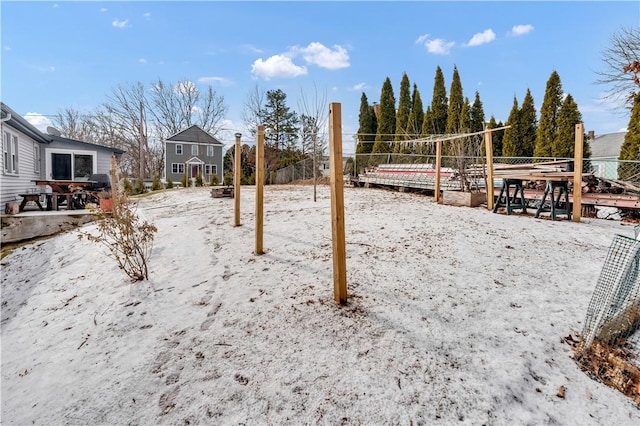 view of yard with volleyball court