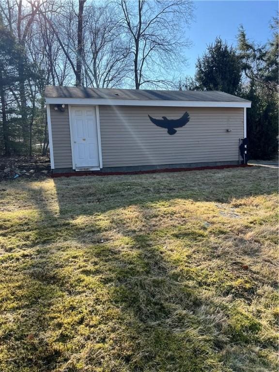 view of outbuilding