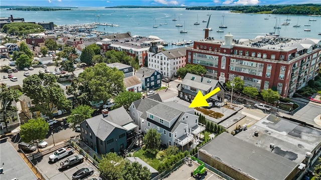 bird's eye view with a water view